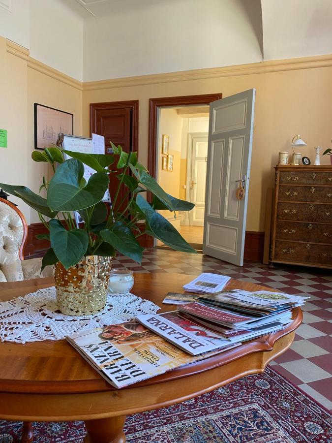 Ting1903 Bed & Breakfast Avesta Exterior foto
